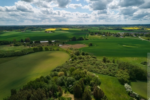 03-2023-00204 - Øm jættestue (80 m)