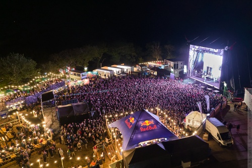 03-2023-00361 - Wonderfestiwall (18 m)