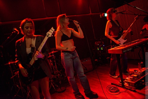 01-2023-05480 - The Beaches (CAN)