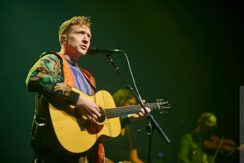 01-2024-00683 - Tyler Childers (US)