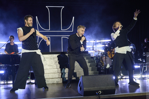 01-2024-02653 - Take That (UK)