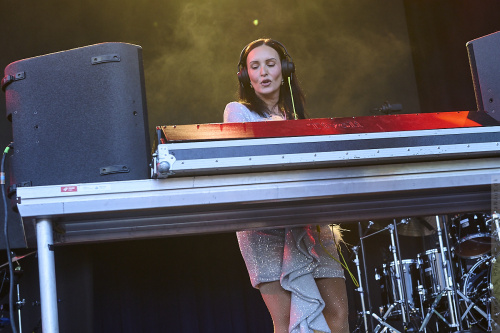 01-2024-04085 - DJ Tia Turn Tables (DK)