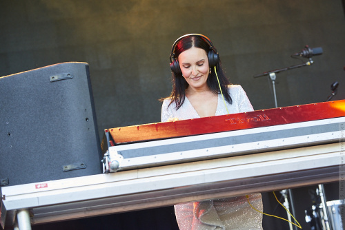 01-2024-04089 - DJ Tia Turn Tables (DK)