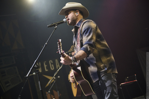 01-2025-00268 - Wade Bowen (US)
