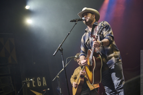 01-2025-00273 - Wade Bowen (US)