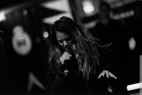 01-2017-00483 - Tommy Genesis (CAN)