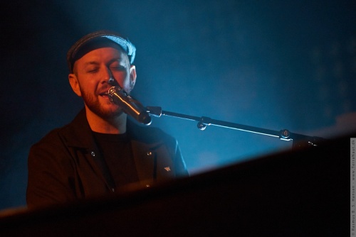 01-2016-00273 - Matt Simons (US)