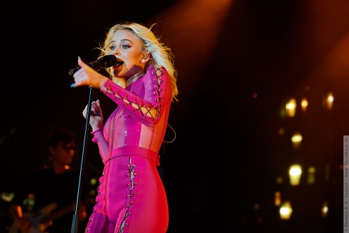 01-2016-02036 - Zara Larsson (SE)