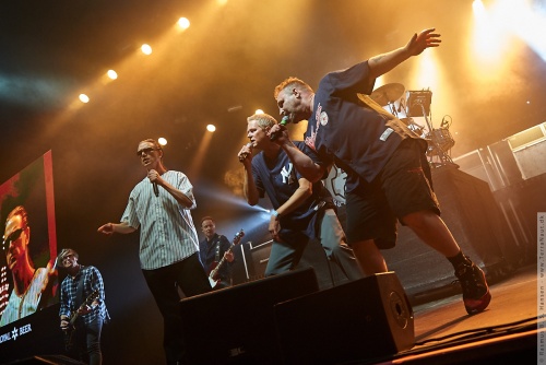 01-2016-02915 - Magtens Korridorer (DK) feat Østkyst Hustlers (DK)