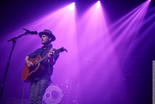 01-2016-03813 - Gregory Alan Isakov (US)