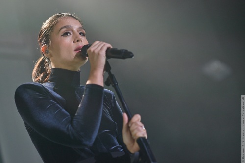 01-2015-00142 - Jessie Ware (UK)