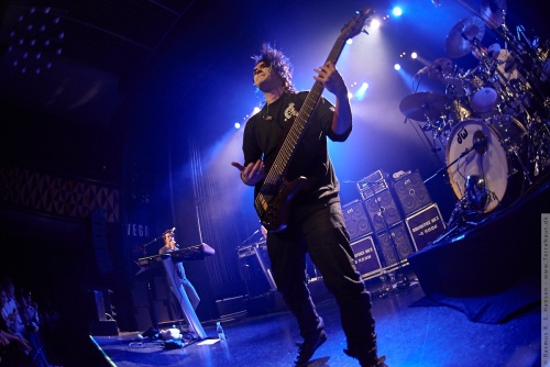 01-2015-00275 - Dirty Loops (SE)