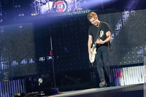 01-2015-00860 - 5 Seconds Of Summer (AUS)