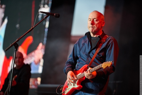 01-2015-01357 - Mark Knopfler (UK)