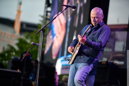 01-2015-01371 - Mark Knopfler (UK)