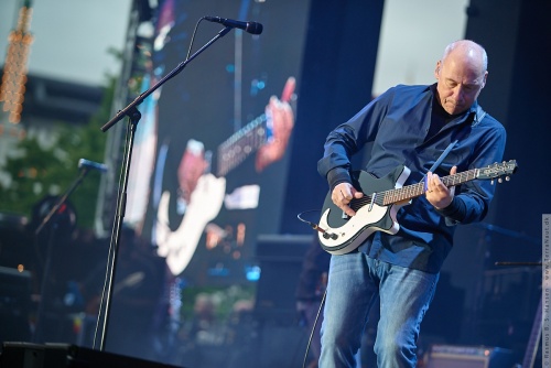 01-2015-01374 - Mark Knopfler (UK)