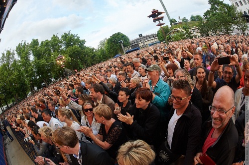 01-2015-01545 - Elton John (UK)