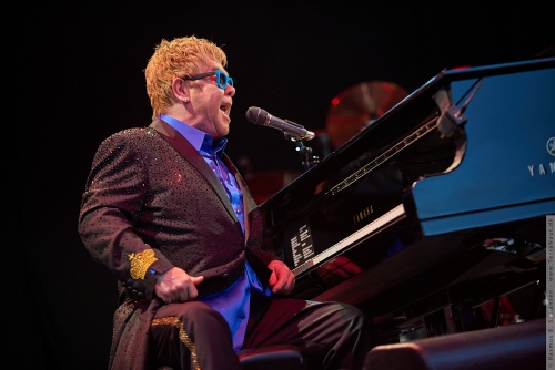 01-2015-01571 - Elton John (UK)