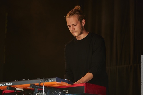 01-2015-02233 - Nick Sway (DK)