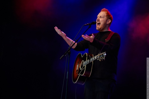 01-2015-02346 - Gavin James (IRL)