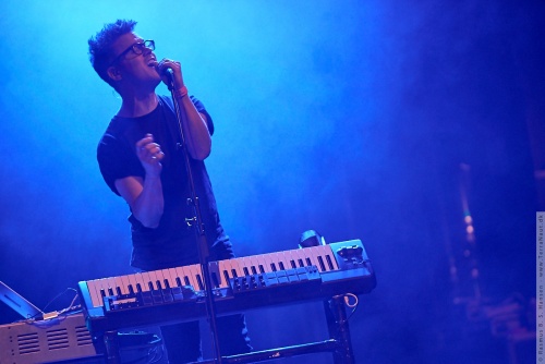 01-2015-02559 - Son Lux (US)