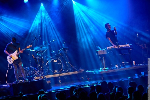 01-2015-02561 - Son Lux (US)