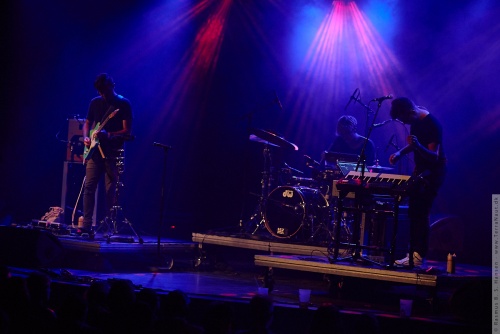 01-2015-02565 - Son Lux (US)