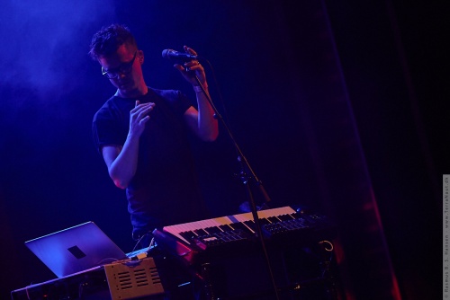 01-2015-02569 - Son Lux (US)