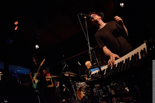 01-2015-03289 - Son Lux (US)