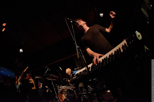 01-2015-03295 - Son Lux (US)