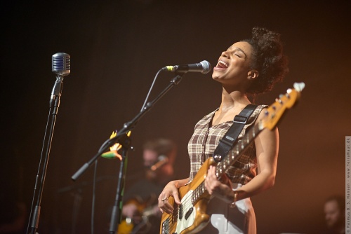 01-2015-03317 - Lianne La Havas (UK)
