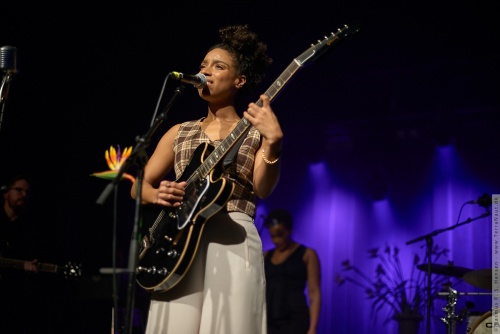 01-2015-03371 - Lianne La Havas (UK)