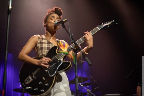 01-2015-03379 - Lianne La Havas (UK)