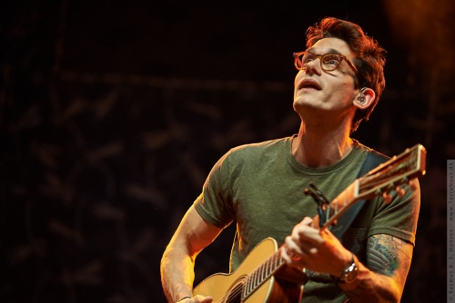01-2014-03833 - John Mayer (US)