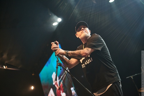 01-2017-02293 - House of Pain (US)