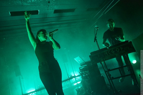 01-2017-04287 - Sylvan Esso (US)