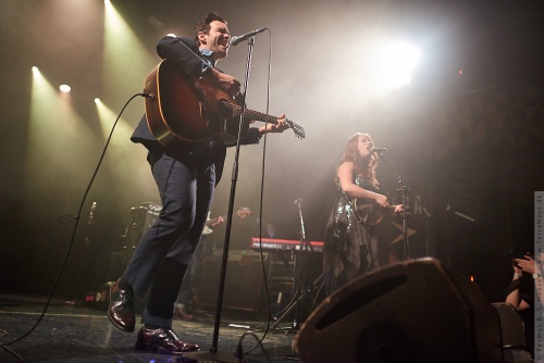 01-2018-00076 - The Lone Bellow (US)