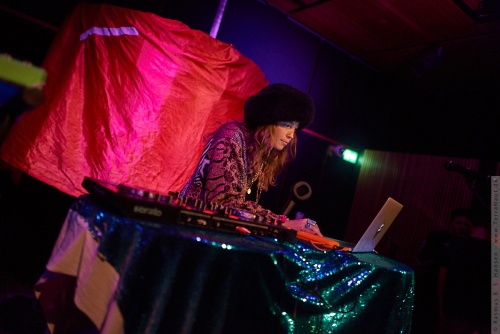01-2018-00459 - DJ LP Giobbi (US)