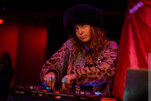 01-2018-00468 - DJ LP Giobbi (US)
