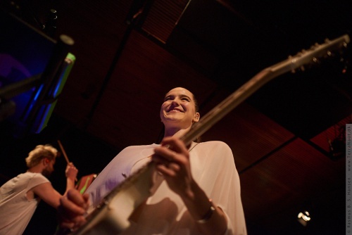 01-2018-00482 - Sofi Tukker (US)