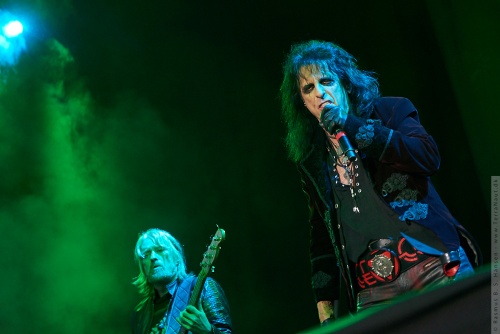 01-2018-02292 - The Hollywood Vampires (US)