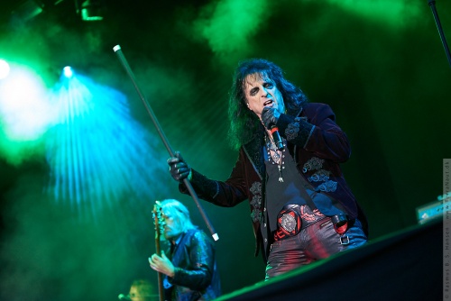 01-2018-02294 - The Hollywood Vampires (US)