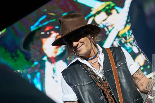01-2018-02310 - The Hollywood Vampires (US)