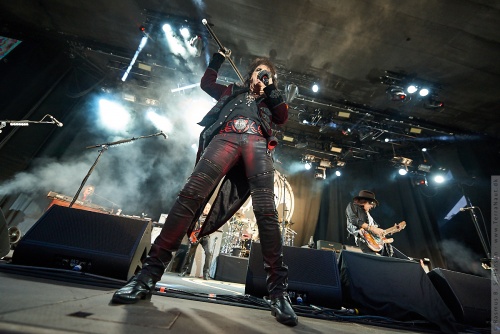 01-2018-02321 - The Hollywood Vampires (US)