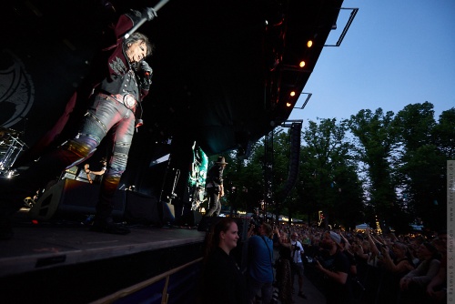 01-2018-02361 - The Hollywood Vampires (US)