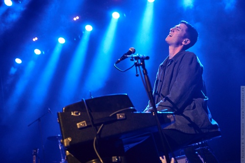01-2018-03841 - Joey Dosik (US)