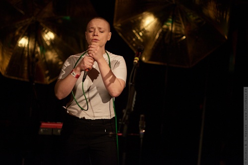 01-2018-04356 - Wallis Bird (IRL)