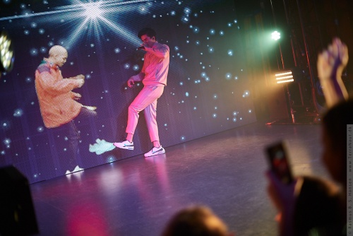 01-2019-01565 - Alex Aiono (US)