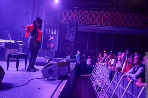 01-2019-03339 - Angie Stone (US)