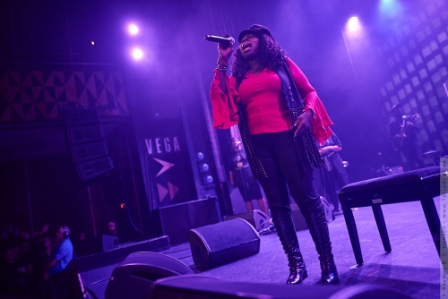 01-2019-03348 - Angie Stone (US)